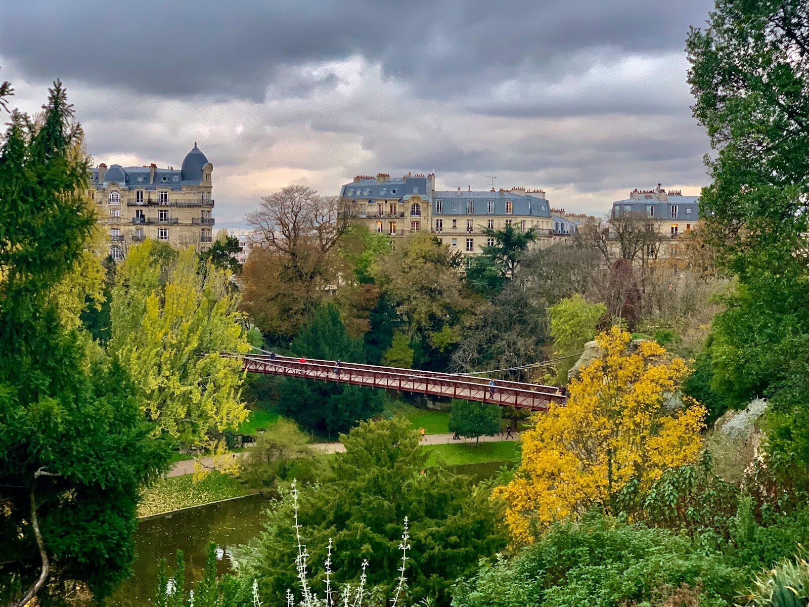 Buttes-Chaumont Space Journey